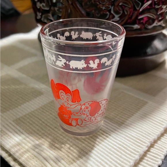 Vintage Swanky Swigs Red Elephant & Chicks Small Juice Glass - Picture 2 of 5